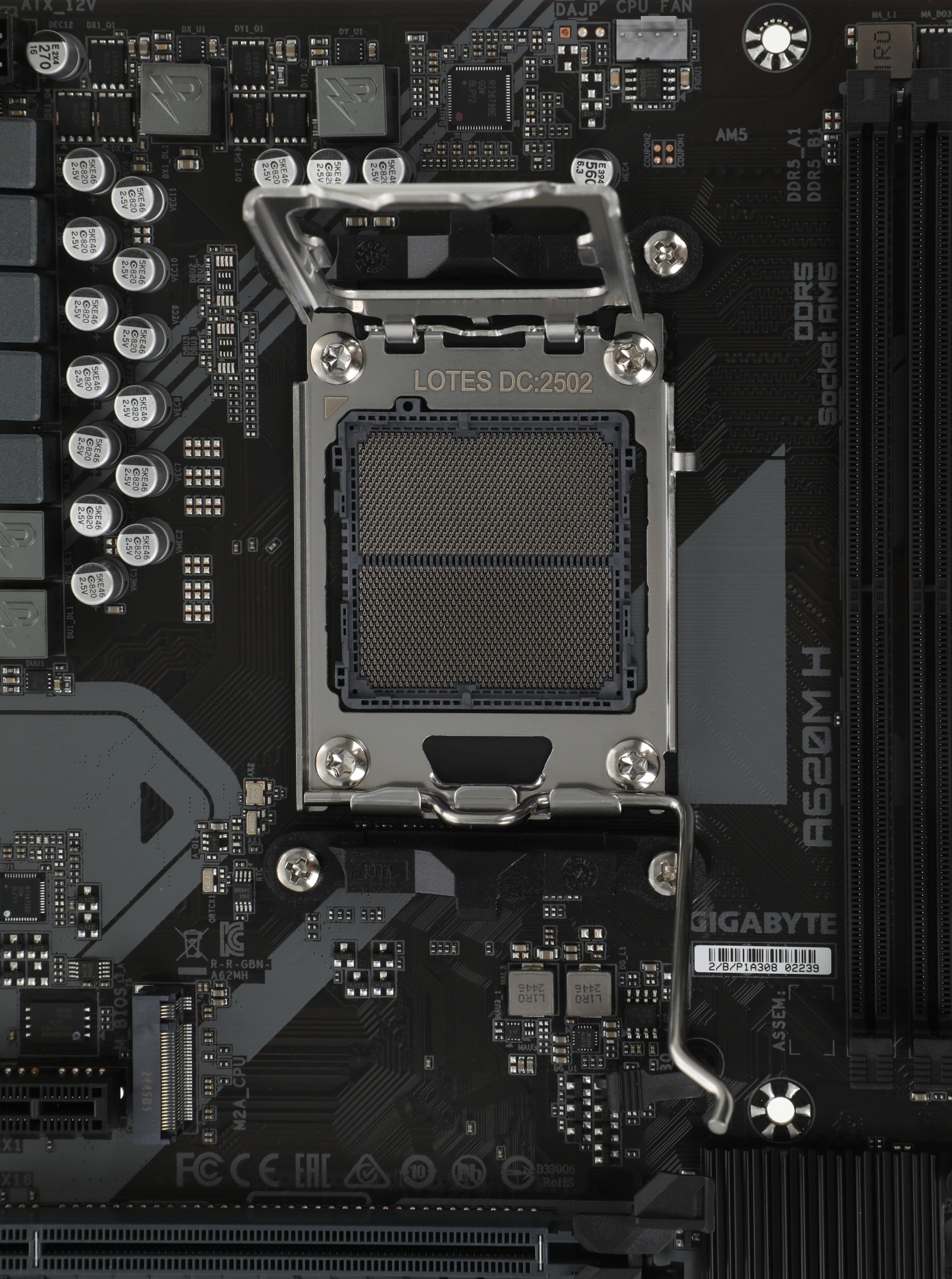 Материнская плата Gigabyte A620M H Socket AM5 AMD A620 2xDDR5 mATX AC`97 8ch(7.1) GbLAN RAID+HDMI+DP