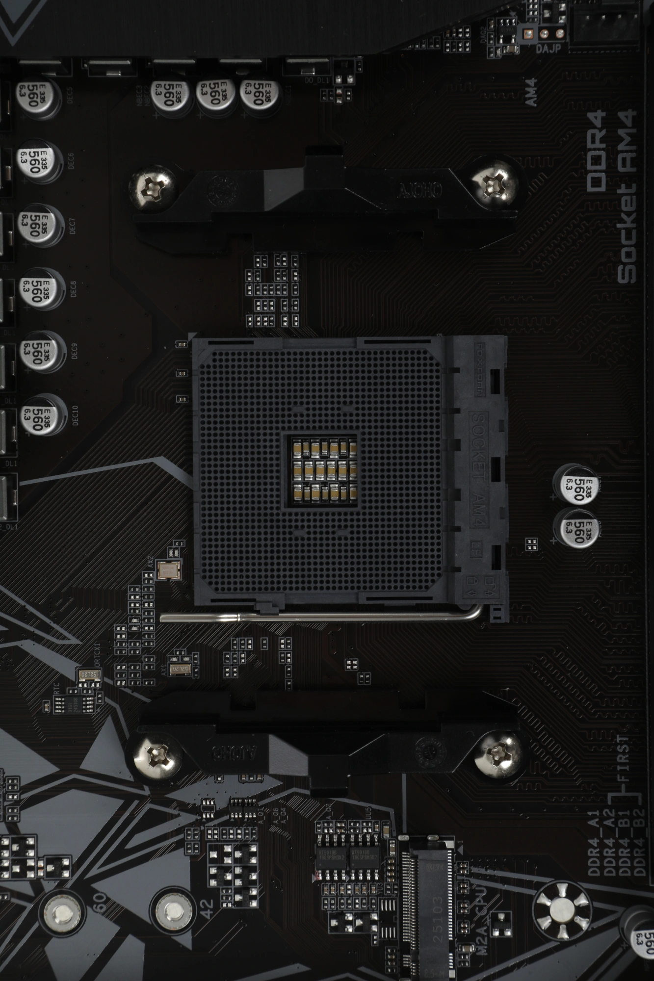 Материнская плата Gigabyte B550 GAMING X V2 Soc-AM4 AMD B550 4xDDR4 ATX AC`97 8ch(7.1) GbLAN RAID+DVI+HDMI