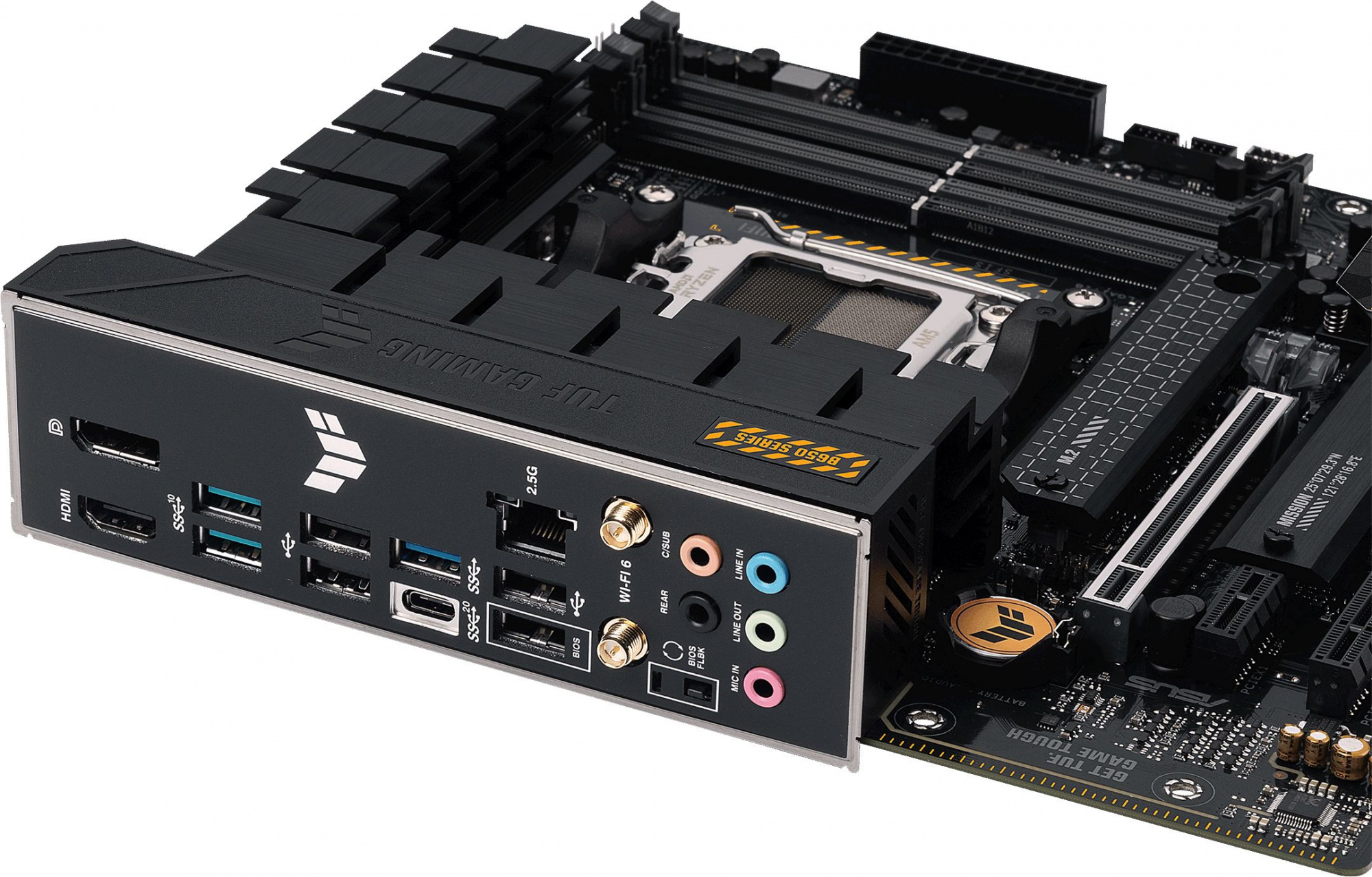 Материнская плата Asus TUF GAMING B650M-PLUS WIFI Socket AM5 AMD B650 4xDDR5 mATX AC`97 8ch(7.1) 2.5Gg RAID+HDMI+DP