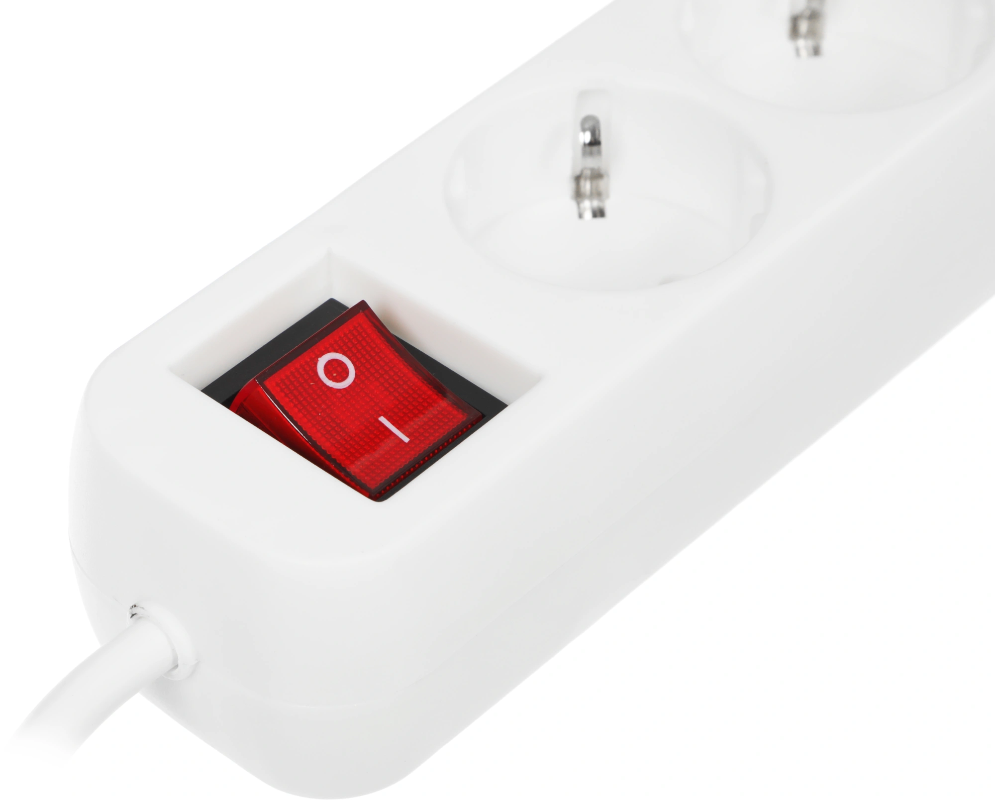Сетевой удлинитель Defender S450 5м (4 розетки) белый (пакет ПЭ)