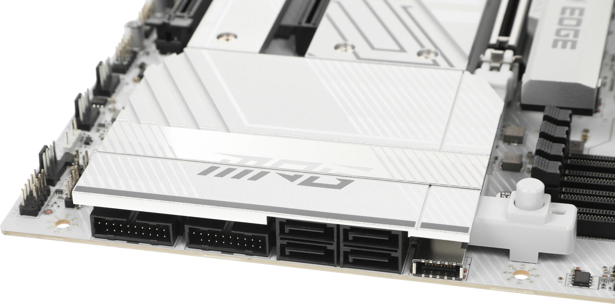 Материнская плата MSI MPG B850 EDGE TI WIFI Socket AM5 AMD B850 4xDDR5 ATX AC`97 8ch(7.1) 5Gigabit RAID+HDMI