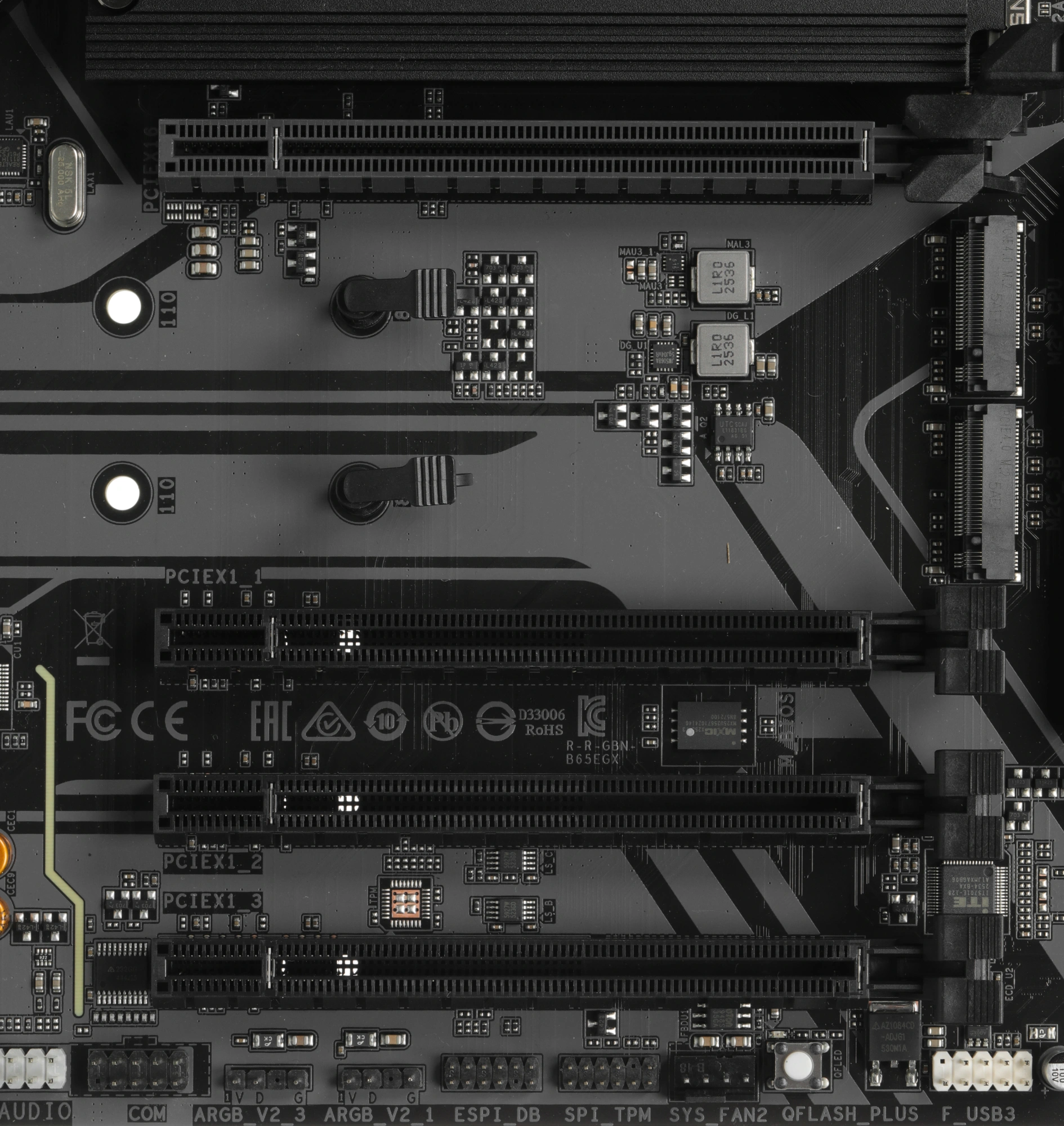 Материнская плата Gigabyte B650 EAGLE AX Socket AM5 AMD B650 4xDDR5 ATX AC`97 8ch(7.1) GbLAN RAID+HDMI+DP