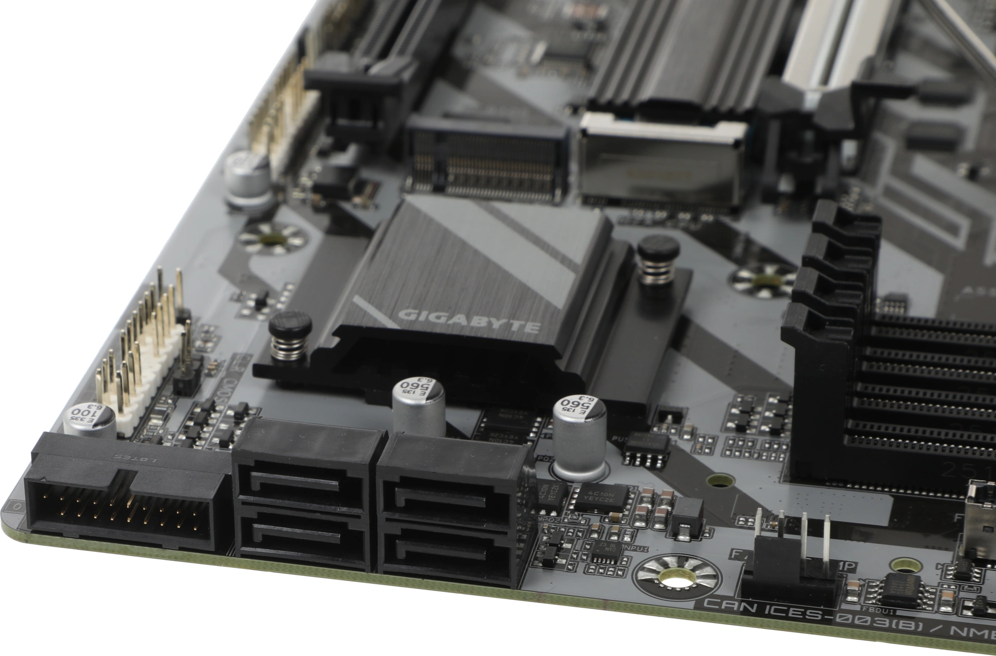 Материнская плата Gigabyte B850M D3HP Socket AM5 AMD B850 4xDDR5 mATX AC`97 8ch(7.1) GbLAN RAID+HDMI+DP