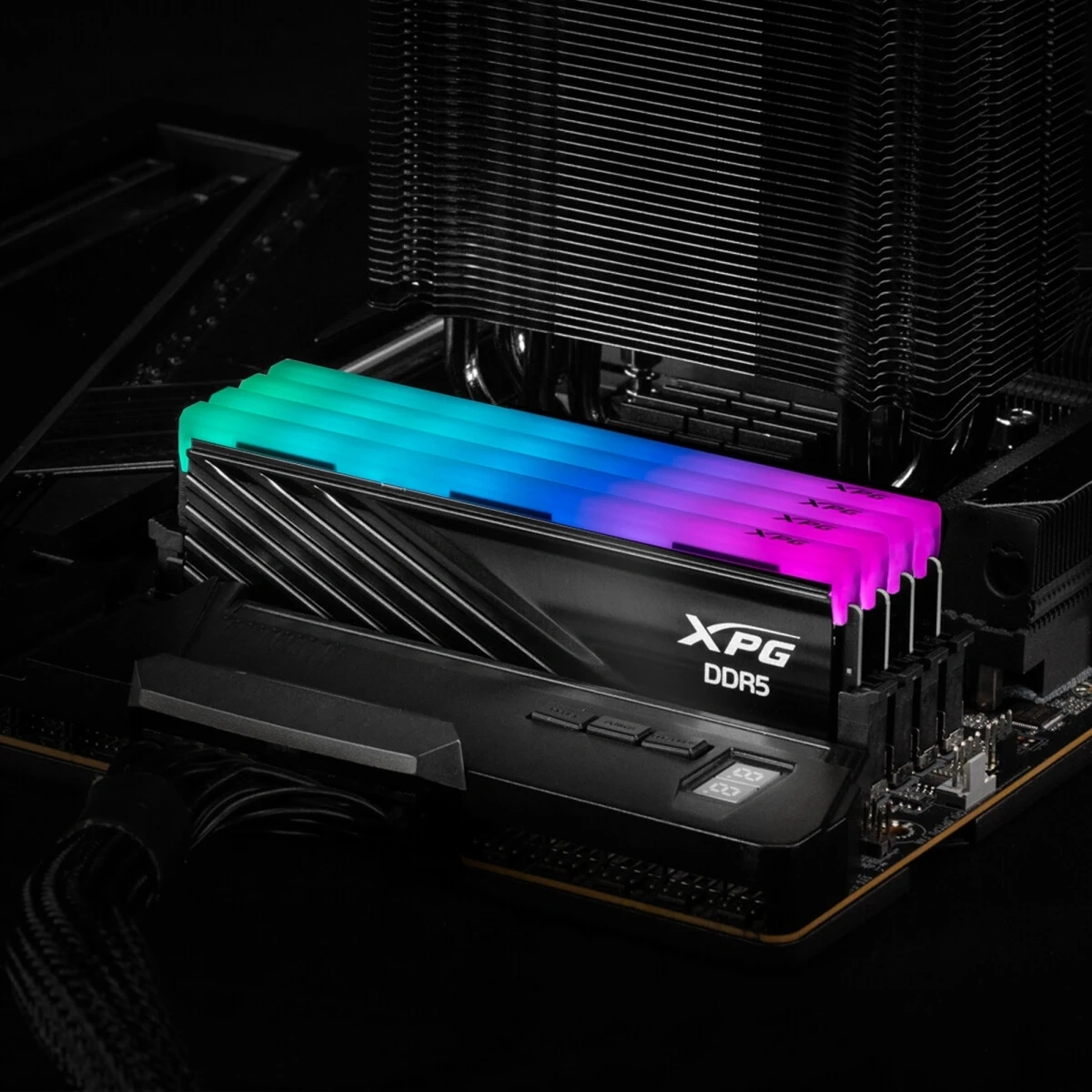 Память DDR5 2x16GB 6000MHz A-Data AX5U6000C3616G-DTLABRBK XPG Lancer Blade RGB RTL Gaming PC5-48000 CL36 DIMM ECC 288-pin 1.35В kit dual rank с радиатором Ret