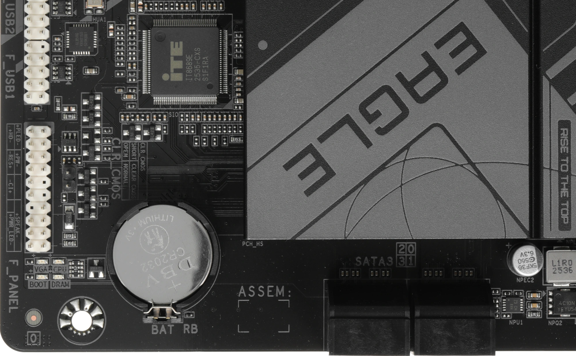 Материнская плата Gigabyte B650 EAGLE AX Socket AM5 AMD B650 4xDDR5 ATX AC`97 8ch(7.1) GbLAN RAID+HDMI+DP